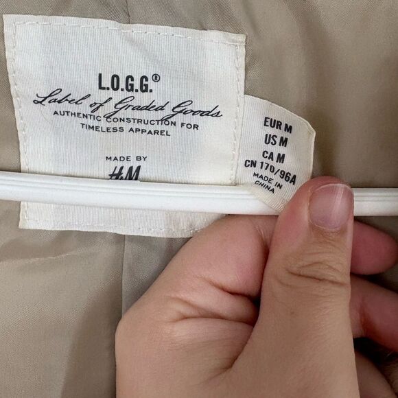 H&M L.O.G.G. Off White Faux Fur Gilet Sleeveless Vest Size Medium Showgirl Boho - Picture 4 of 8